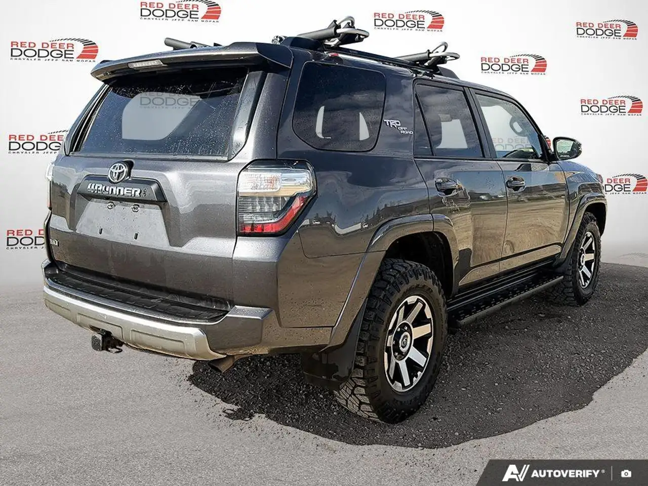 Toyota 4-Runner снимка Toyota 4-Runner