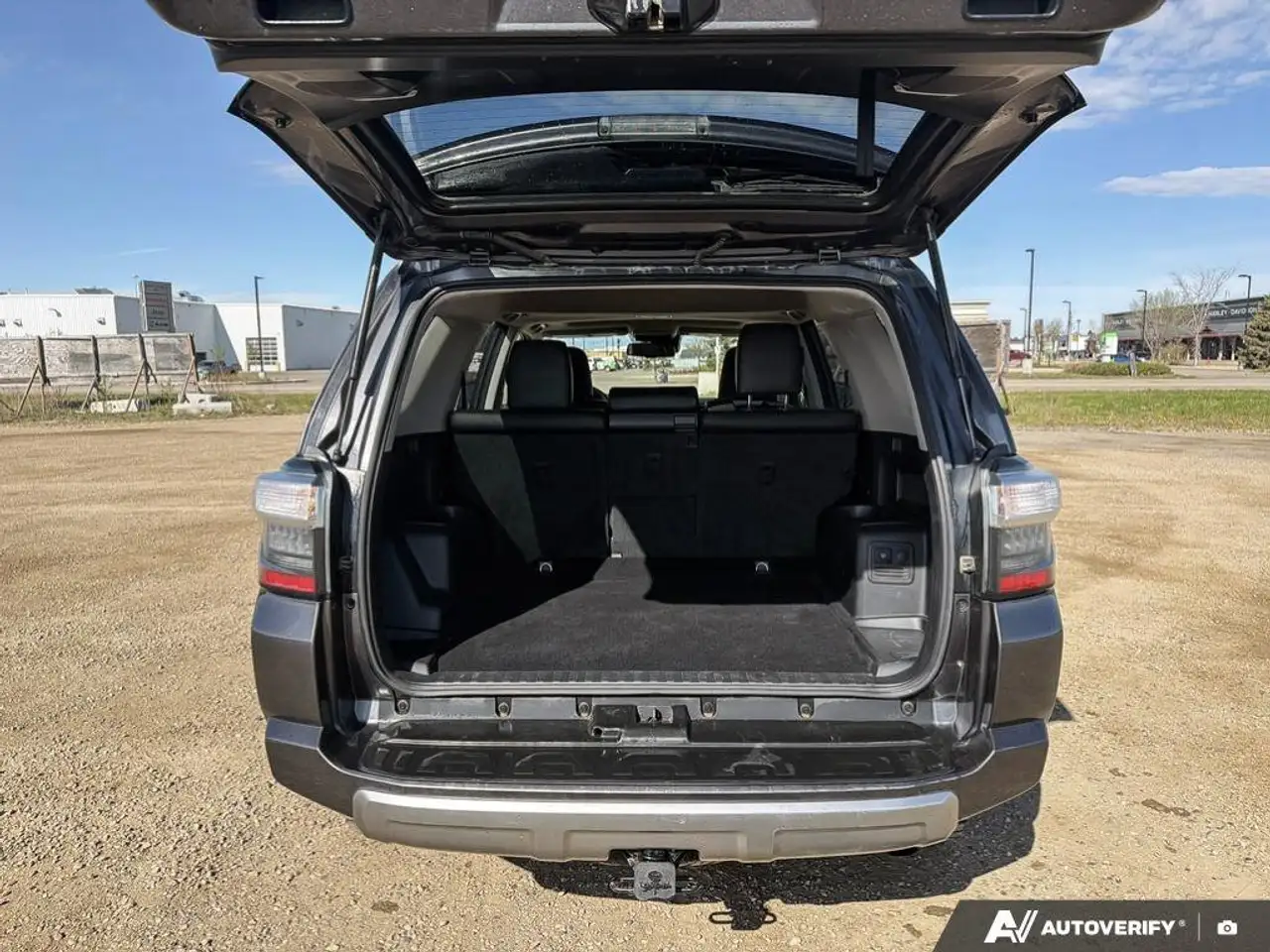 Toyota 4-Runner снимка Toyota 4-Runner