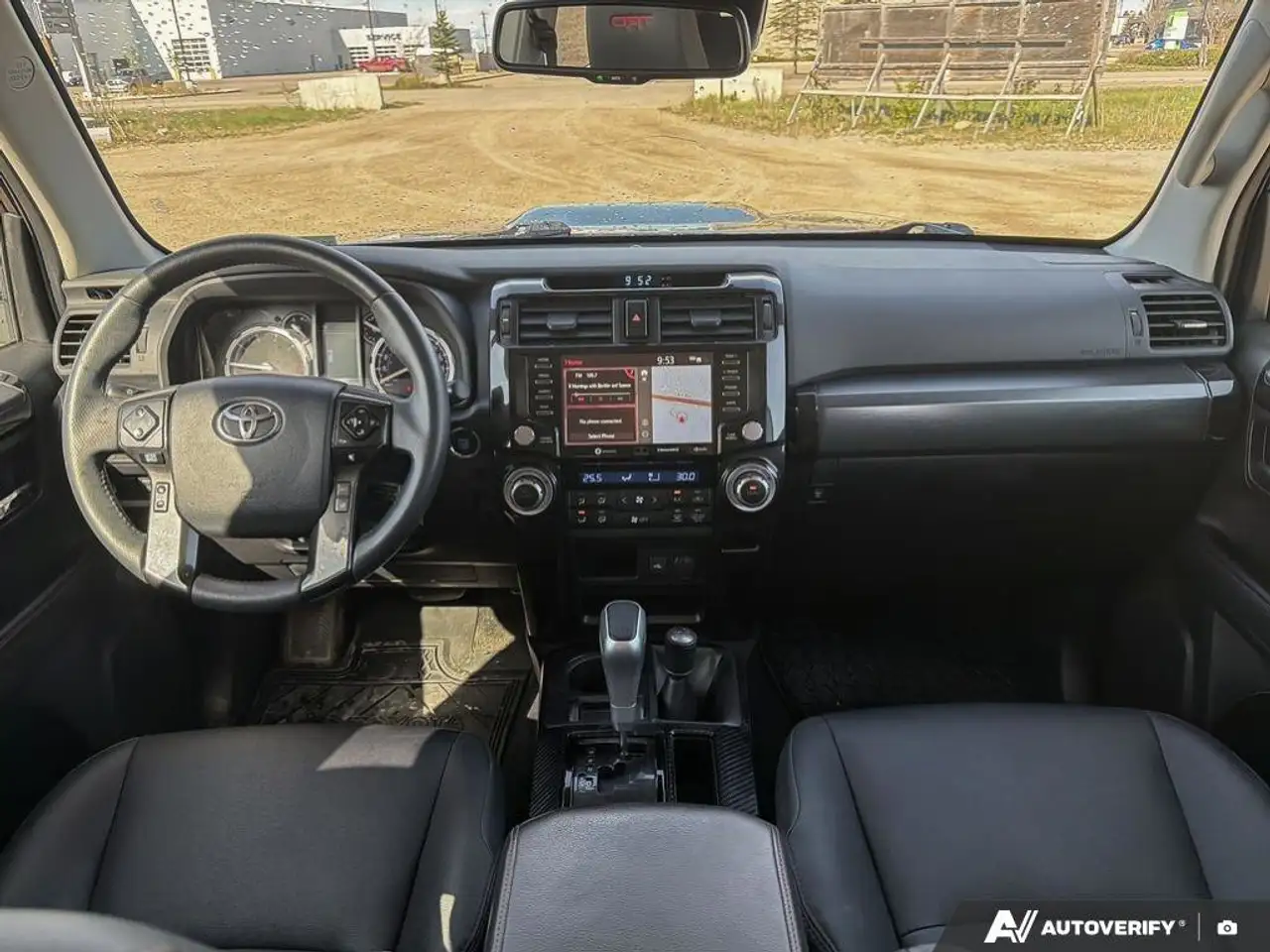Toyota 4-Runner снимка Toyota 4-Runner