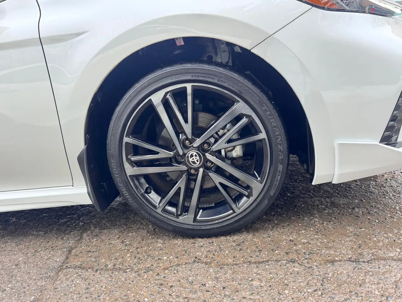 Toyota Camry снимка Toyota Camry