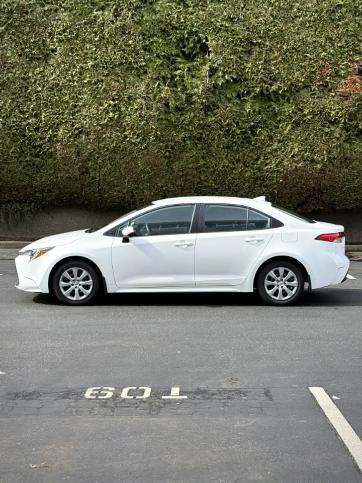 Toyota Corolla снимка Toyota Corolla