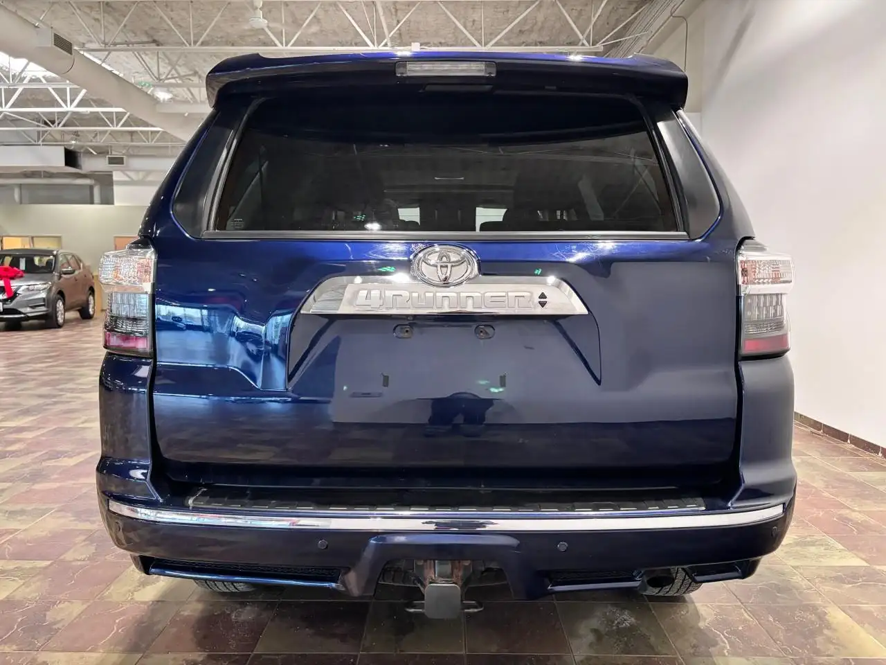 Toyota 4-Runner снимка Toyota 4-Runner
