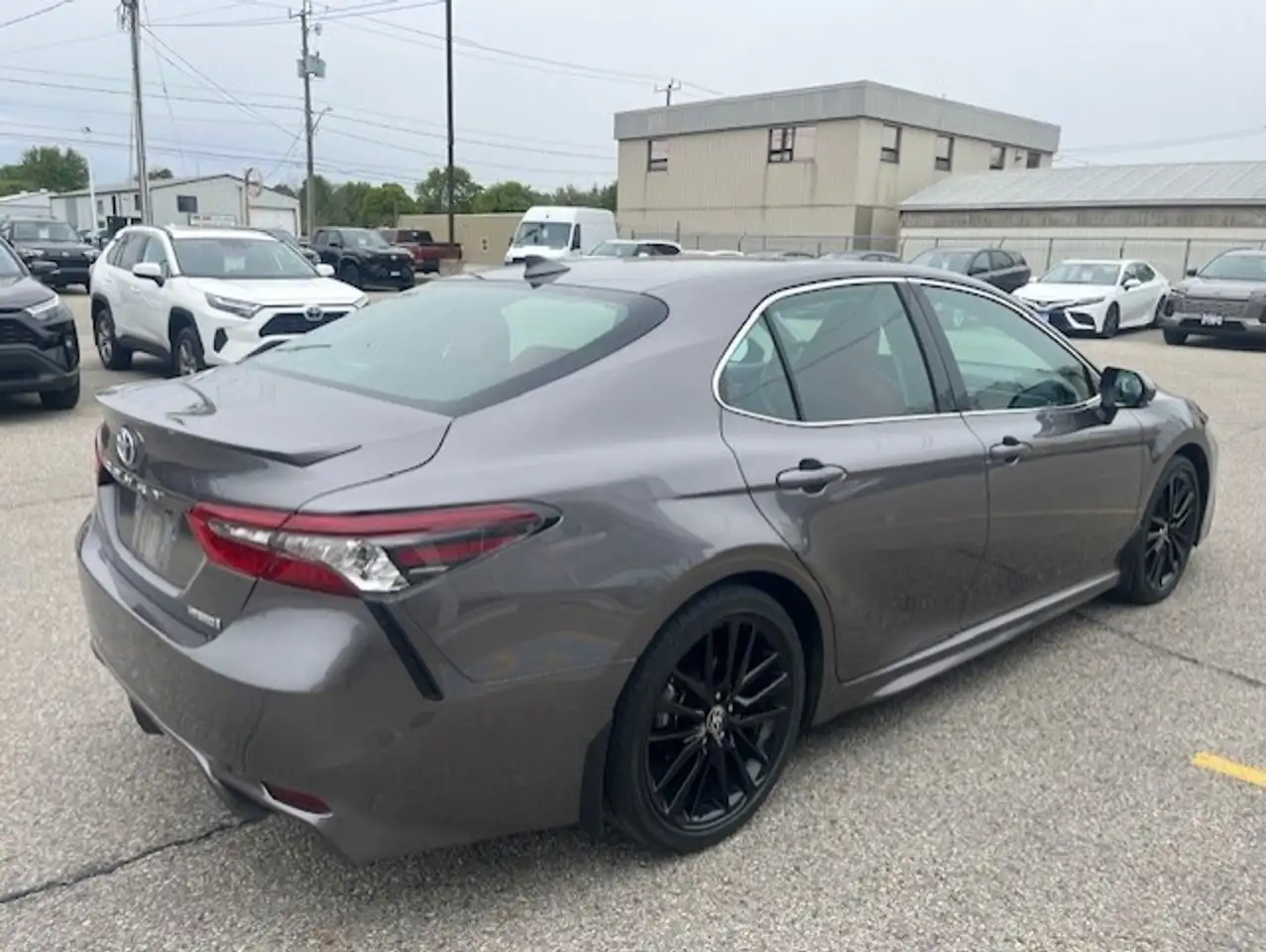 Toyota Camry снимка Toyota Camry