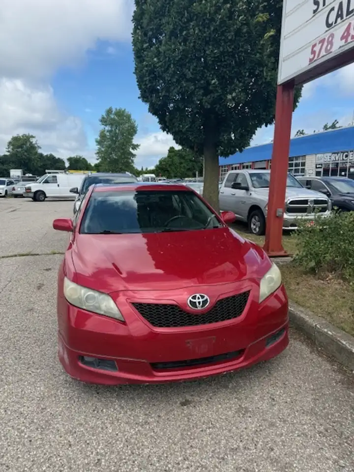 Toyota Camry снимка Toyota Camry