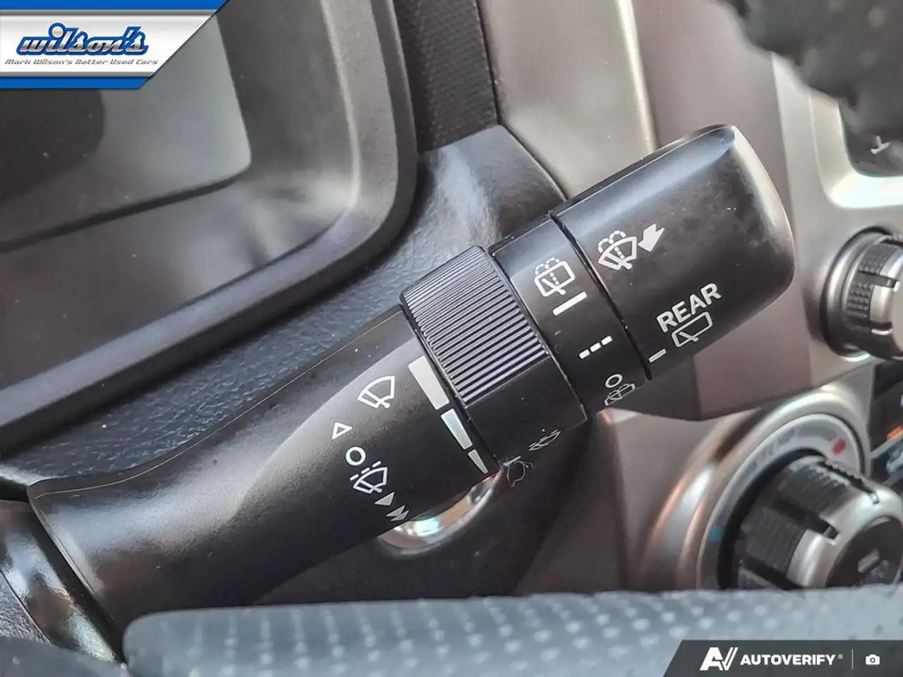 Toyota 4-Runner снимка Toyota 4-Runner