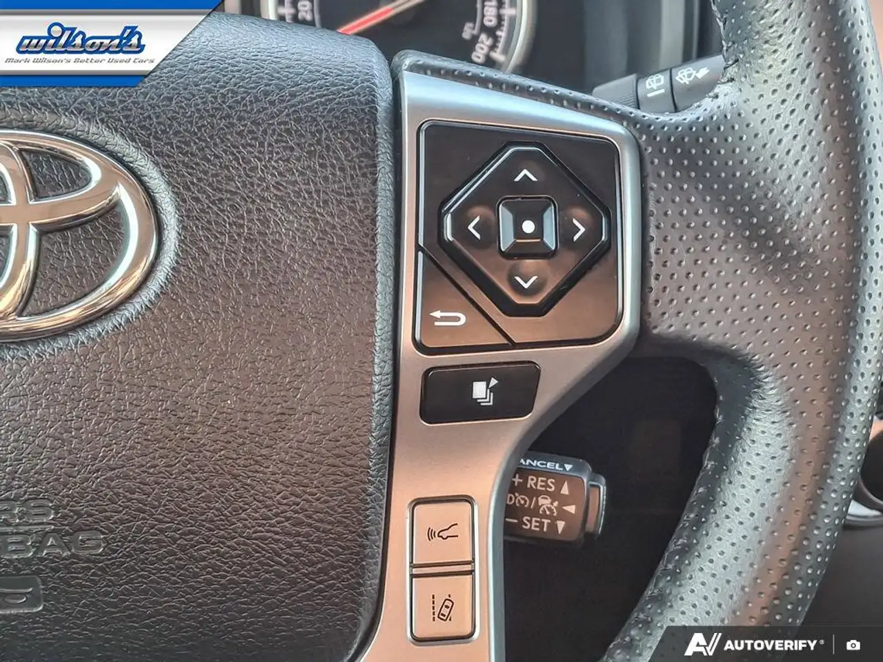 Toyota 4-Runner снимка Toyota 4-Runner