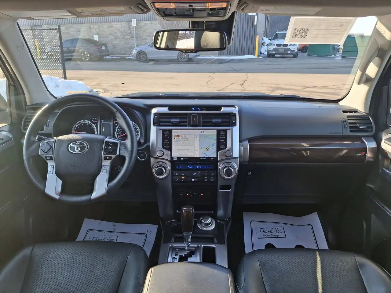 Toyota 4-Runner снимка Toyota 4-Runner