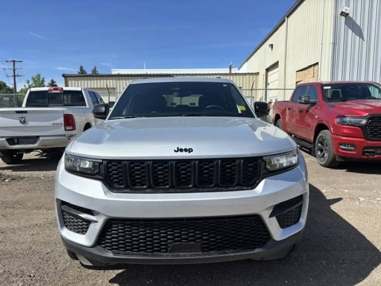 Jeep Grand Cherokee photo Jeep Grand Cherokee