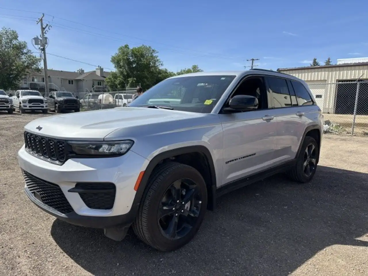 Jeep Grand Cherokee photo Jeep Grand Cherokee