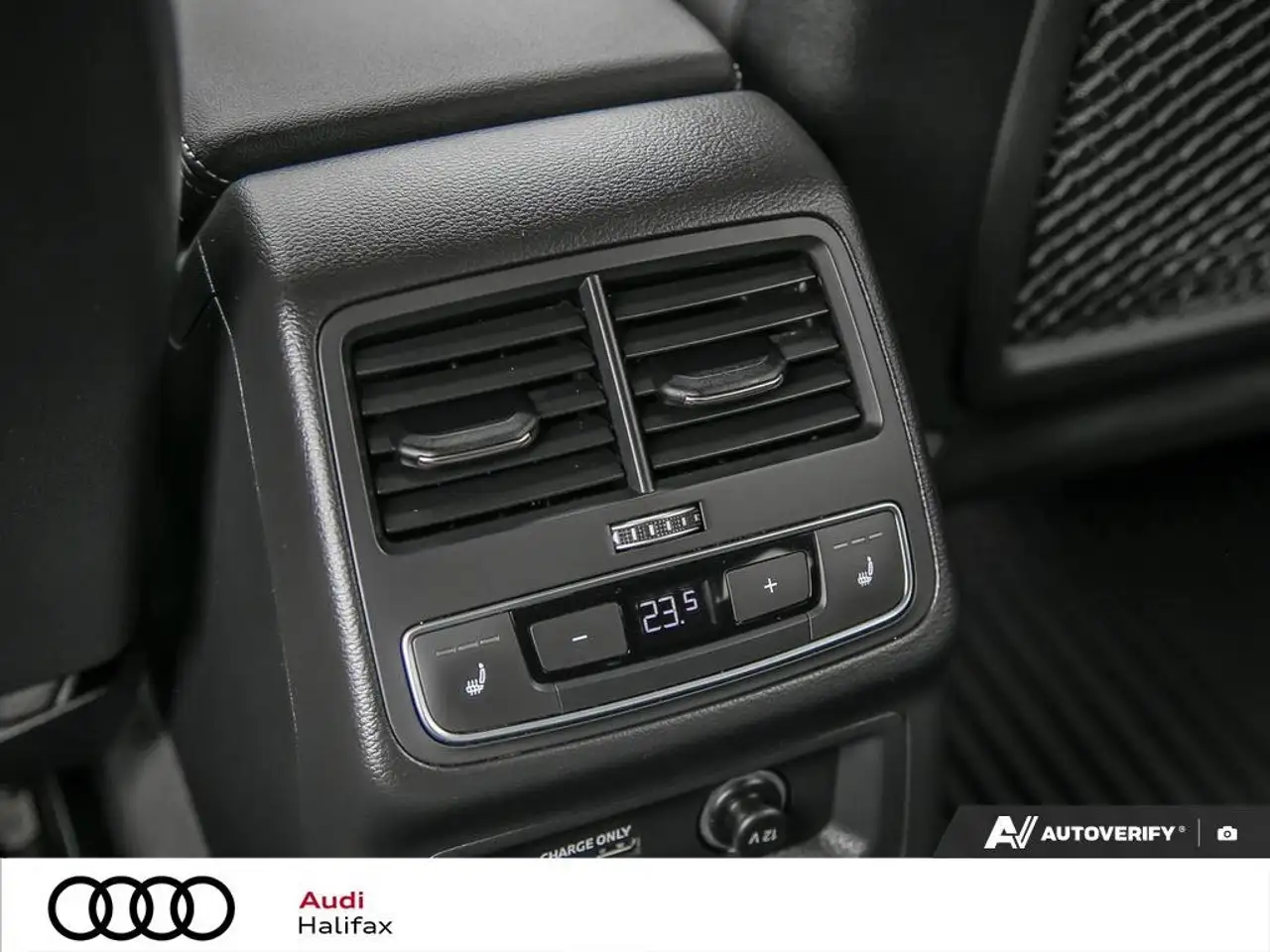 Audi A4 allroad снимка Audi A4 allroad