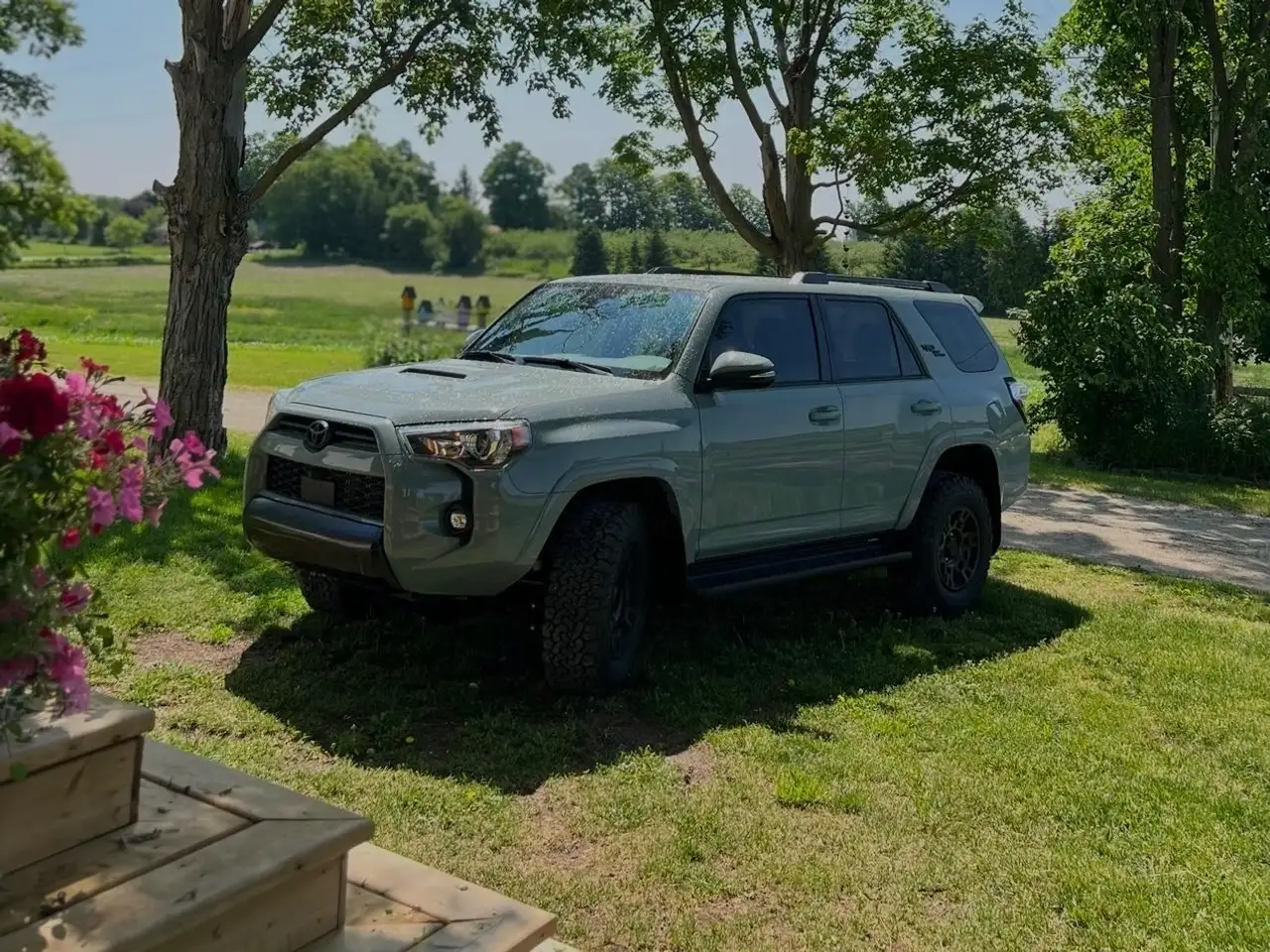 Toyota 4-Runner снимка Toyota 4-Runner