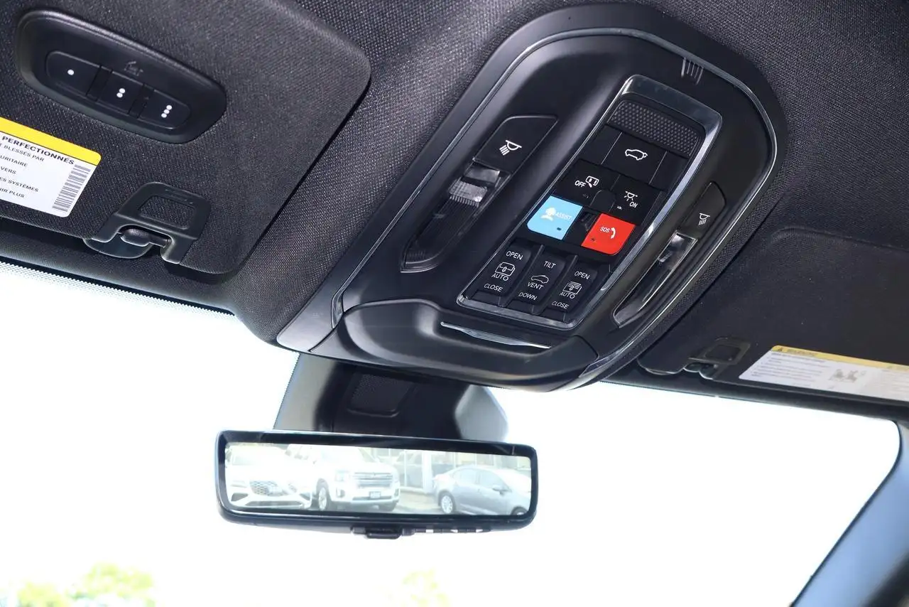Jeep Grand Cherokee photo Jeep Grand Cherokee