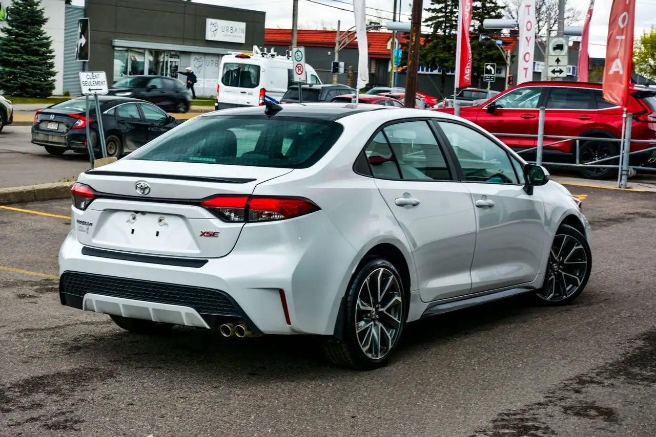 Toyota Corolla снимка Toyota Corolla