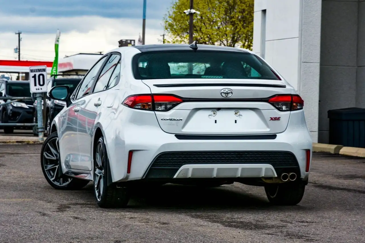 Toyota Corolla снимка Toyota Corolla