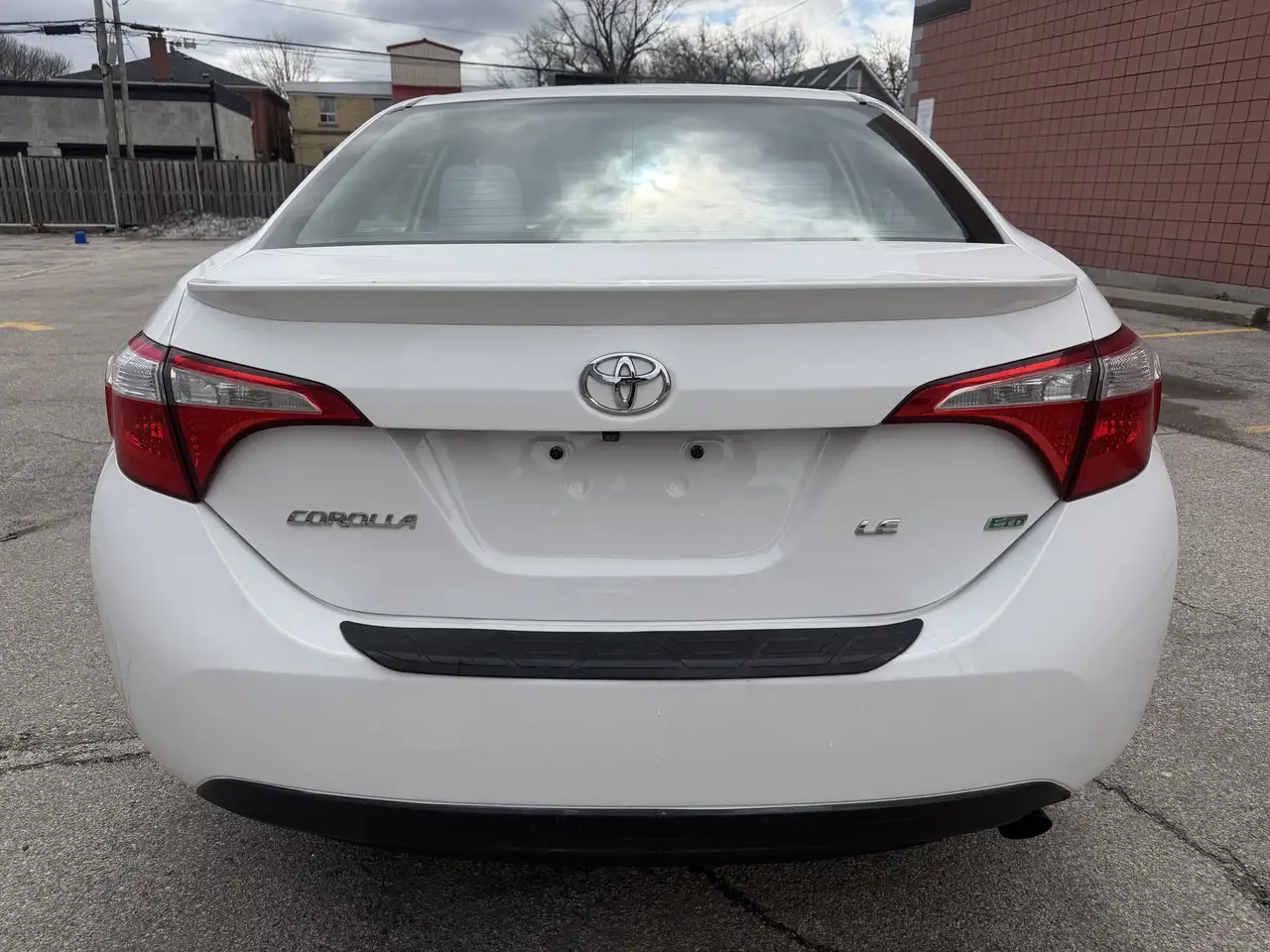 Toyota Corolla снимка Toyota Corolla
