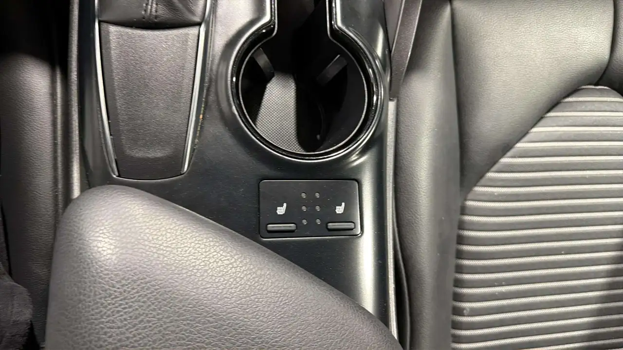 Toyota Camry снимка Toyota Camry