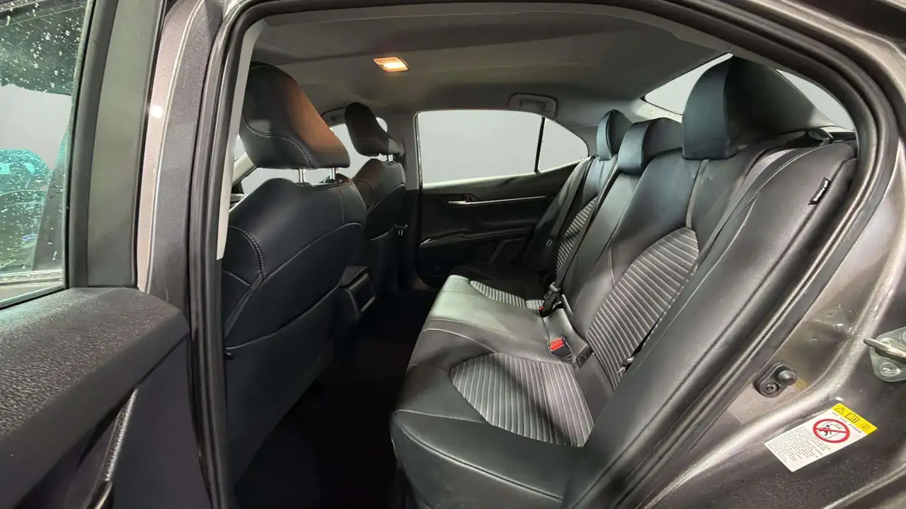 Toyota Camry снимка Toyota Camry