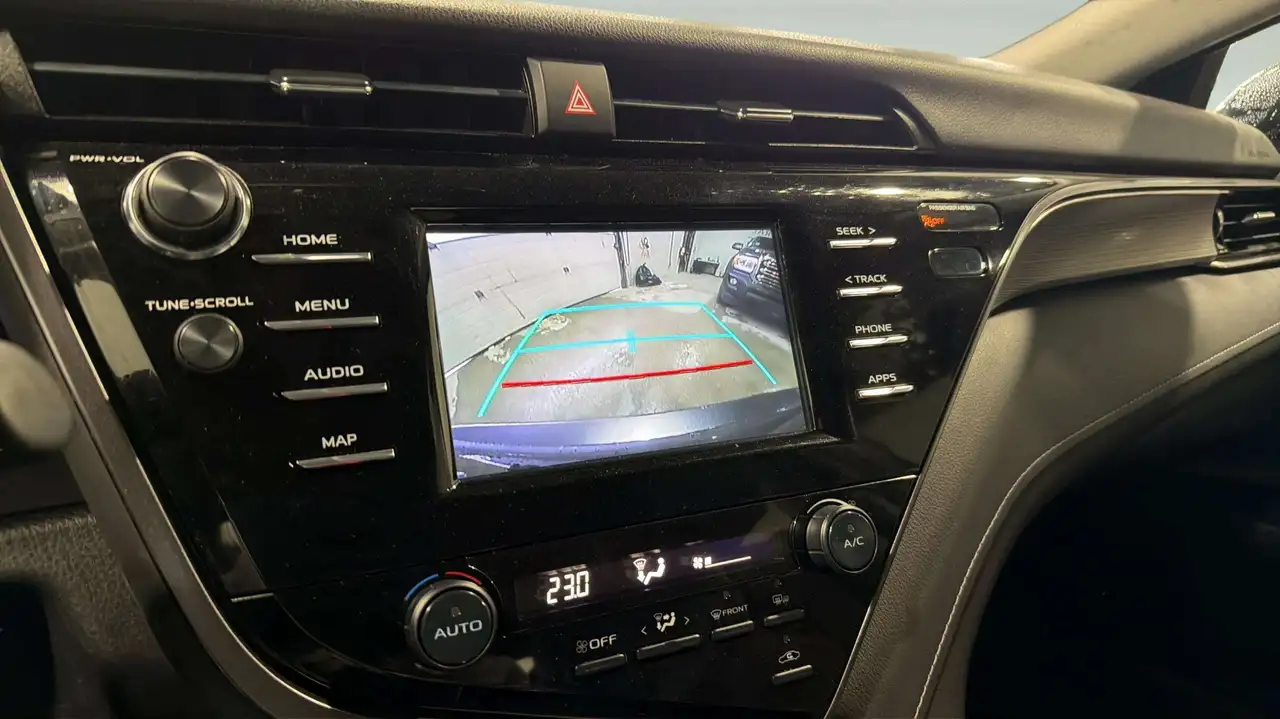 Toyota Camry снимка Toyota Camry