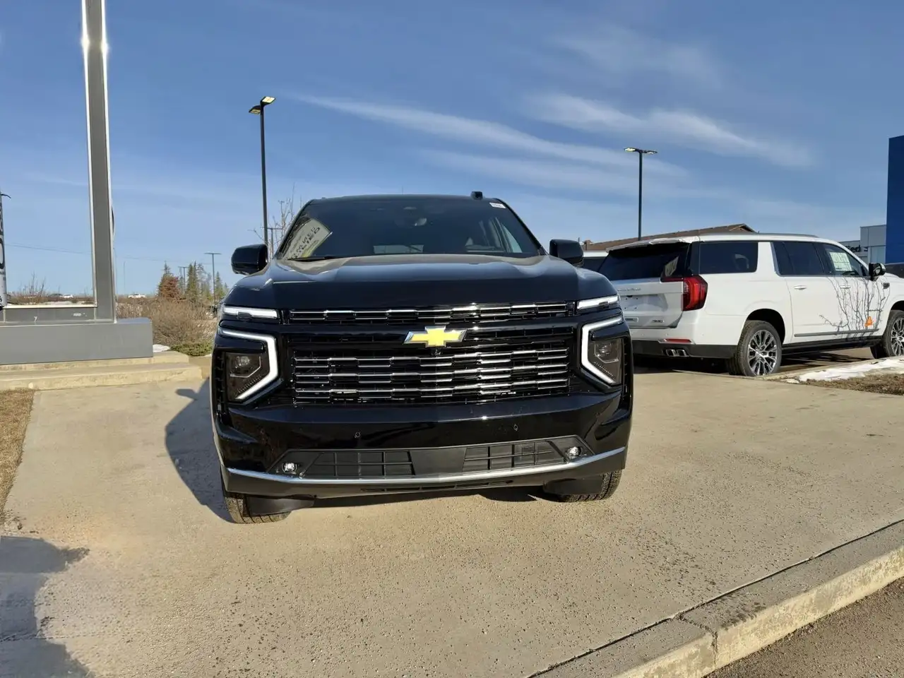 Chevrolet Suburban снимка Chevrolet Suburban