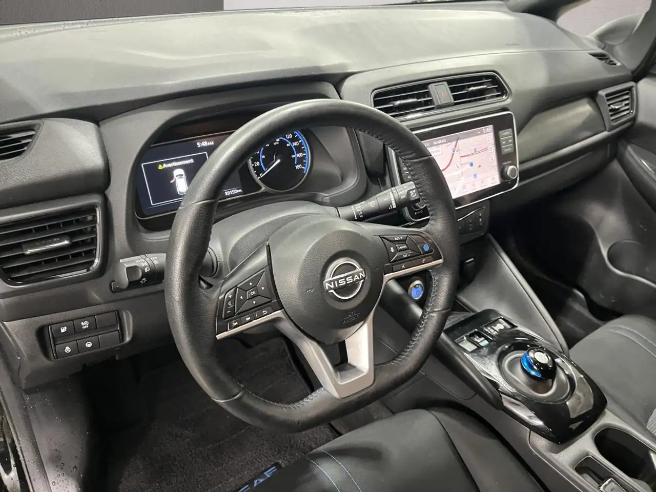 Nissan Leaf photo Nissan Leaf