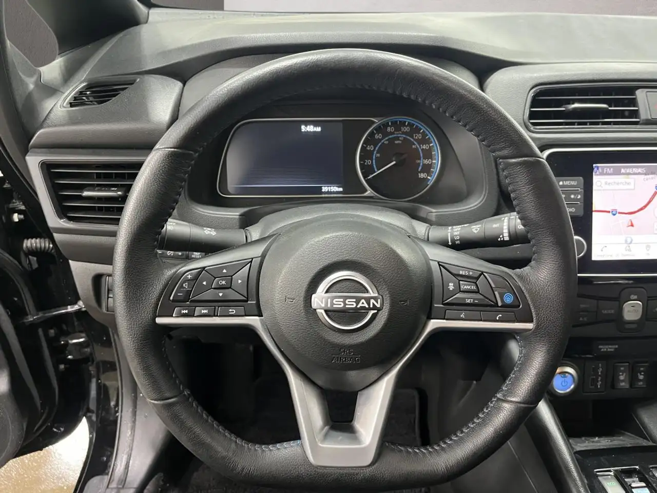 Nissan Leaf photo Nissan Leaf