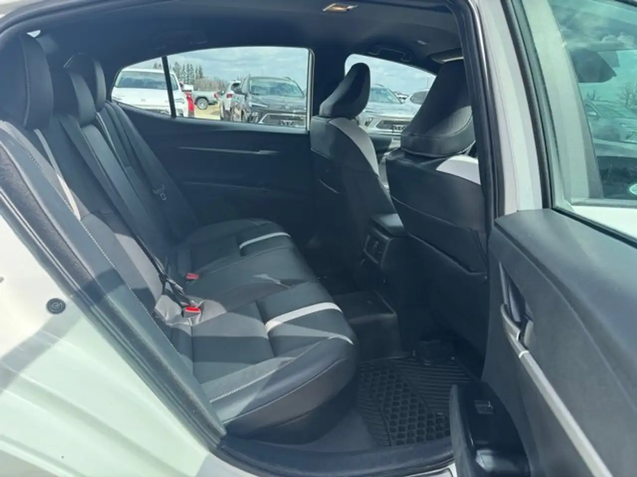 Toyota Camry снимка Toyota Camry