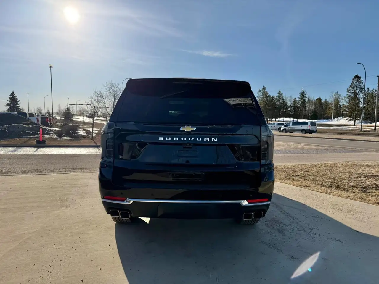 Chevrolet Suburban снимка Chevrolet Suburban
