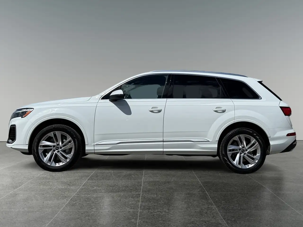 Audi Q7 снимка Audi Q7