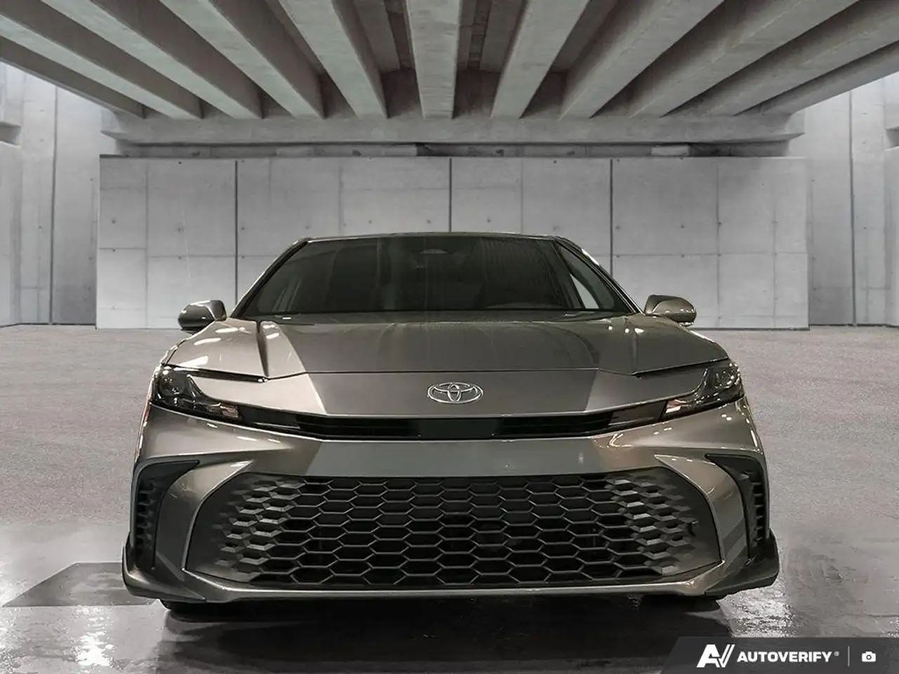 Toyota Camry снимка Toyota Camry
