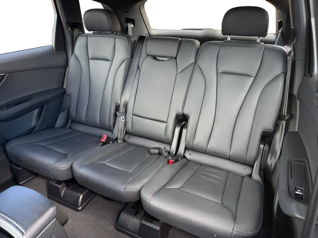 Audi Q7 снимка Audi Q7