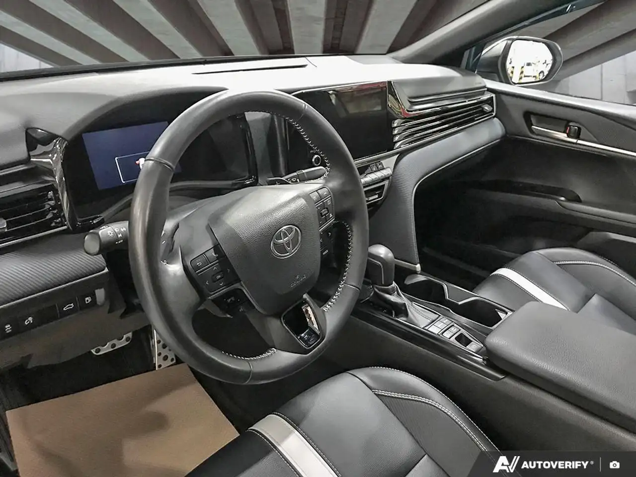 Toyota Camry снимка Toyota Camry