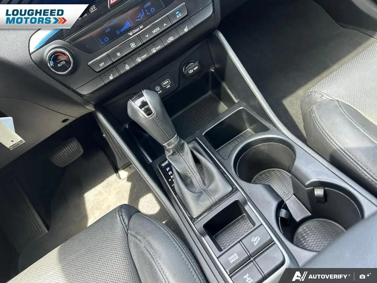 Hyundai TUCSON photo Hyundai TUCSON