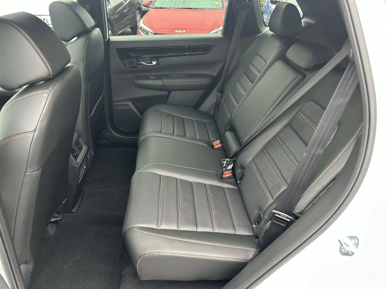 Honda CR-V photo Honda CR-V