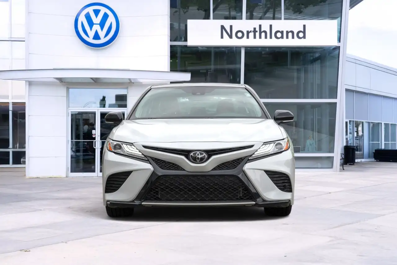 Toyota Camry photo Toyota Camry