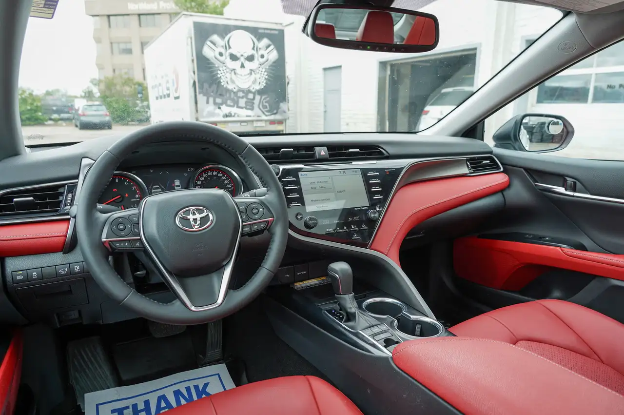 Toyota Camry photo Toyota Camry