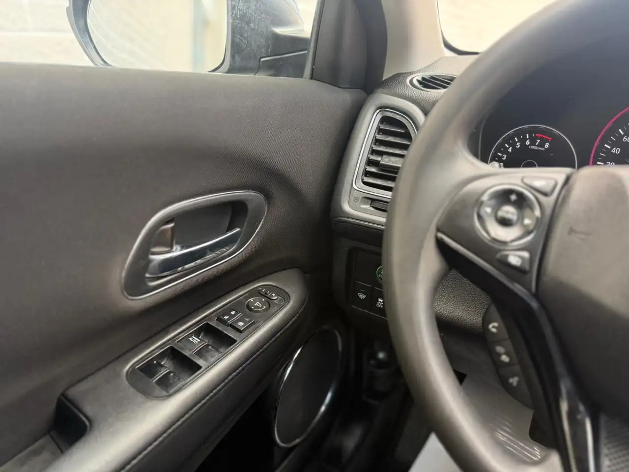 Honda HR-V photo Honda HR-V
