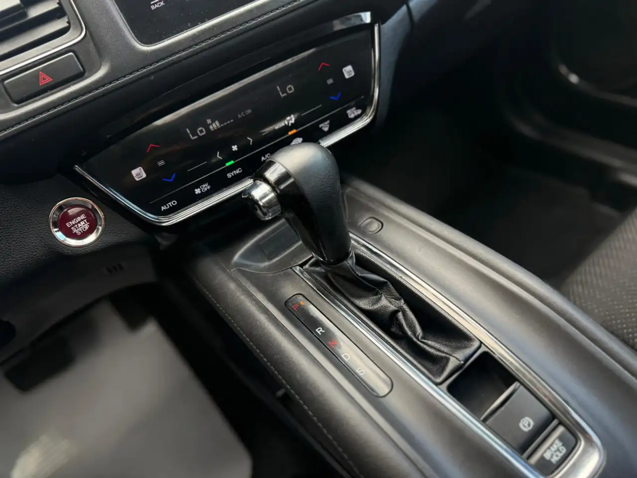 Honda HR-V photo Honda HR-V