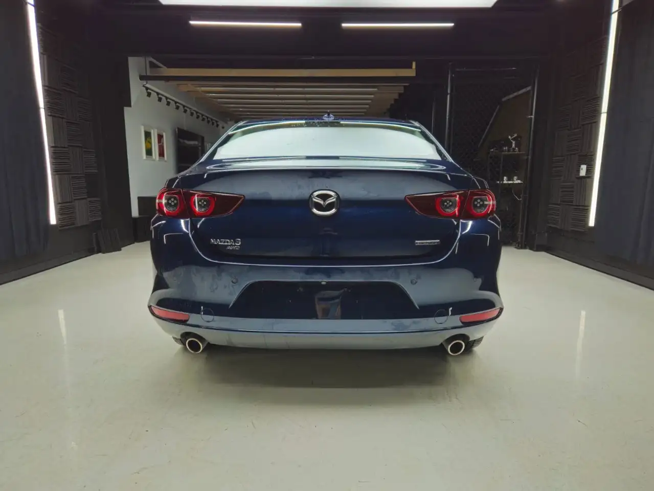 Mazda 3 снимка Mazda 3