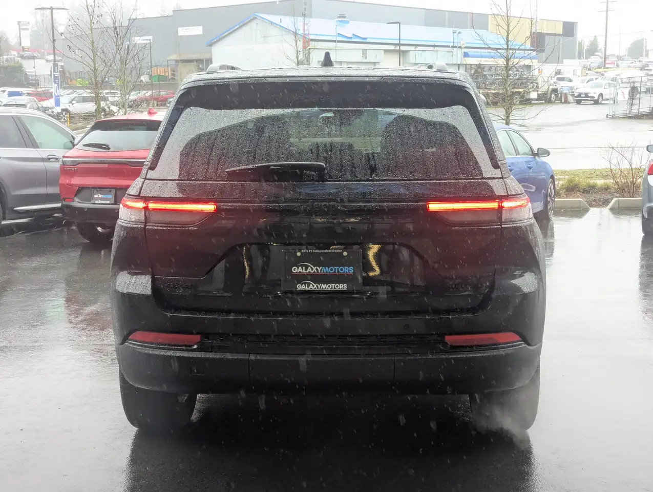 Jeep Grand Cherokee снимка Jeep Grand Cherokee