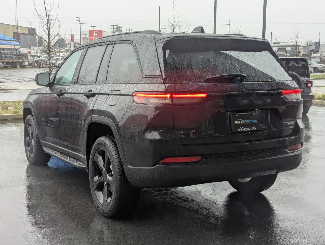Jeep Grand Cherokee снимка Jeep Grand Cherokee