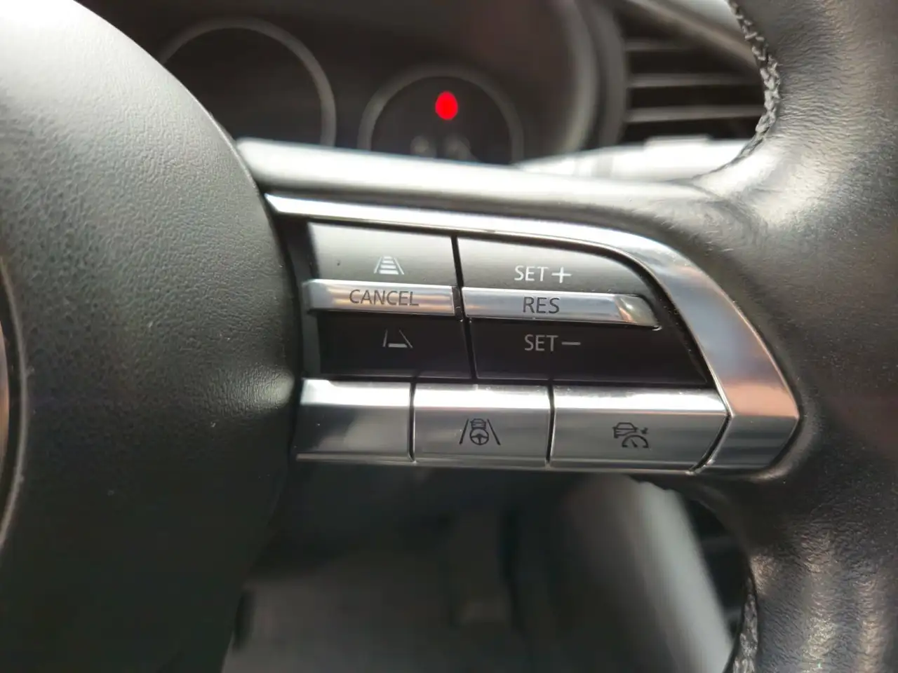Mazda 3 снимка Mazda 3
