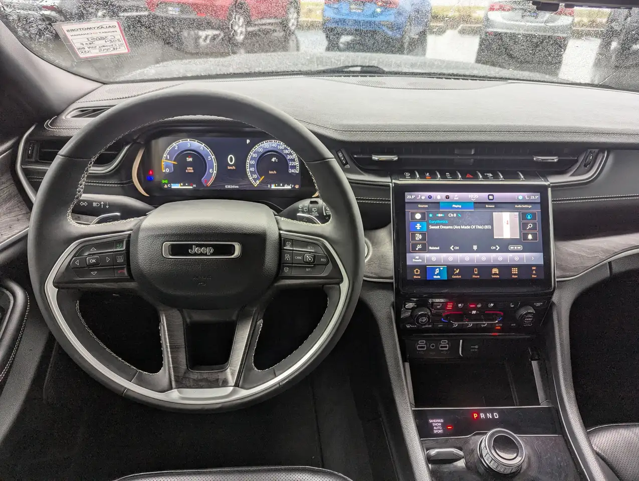 Jeep Grand Cherokee снимка Jeep Grand Cherokee