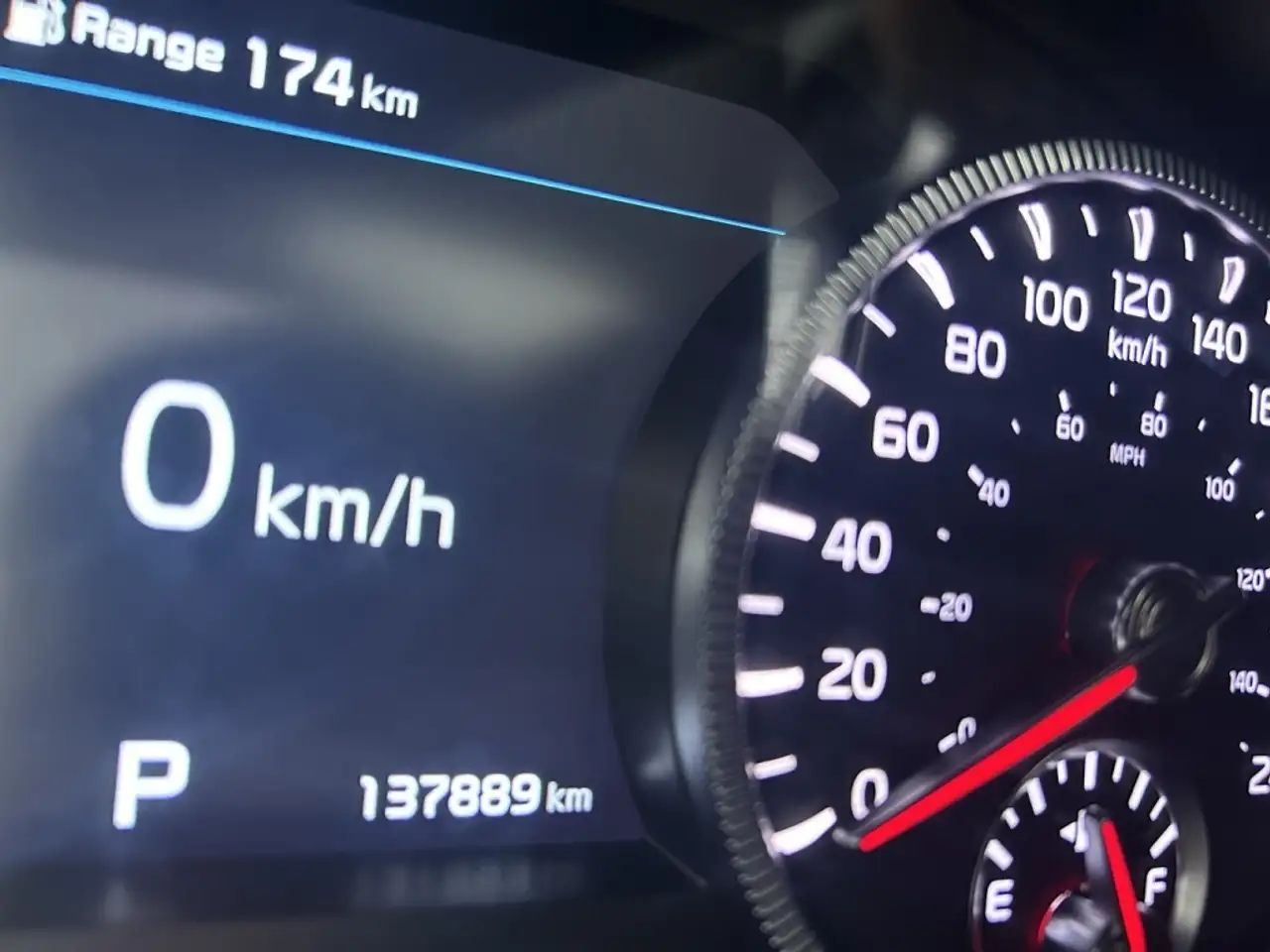 Kia Telluride снимка Kia Telluride