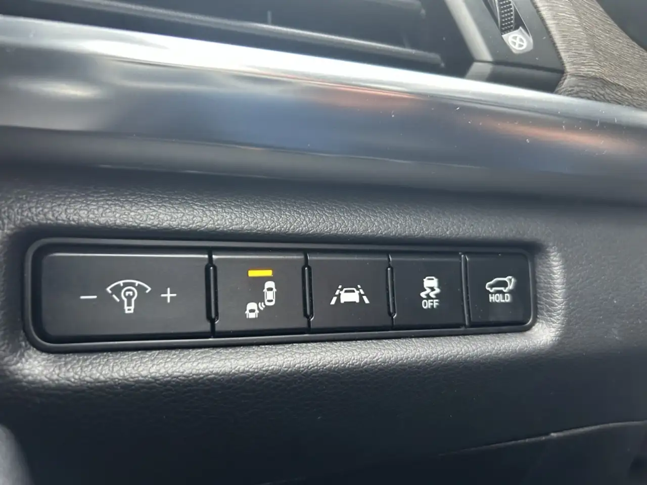 Kia Telluride снимка Kia Telluride