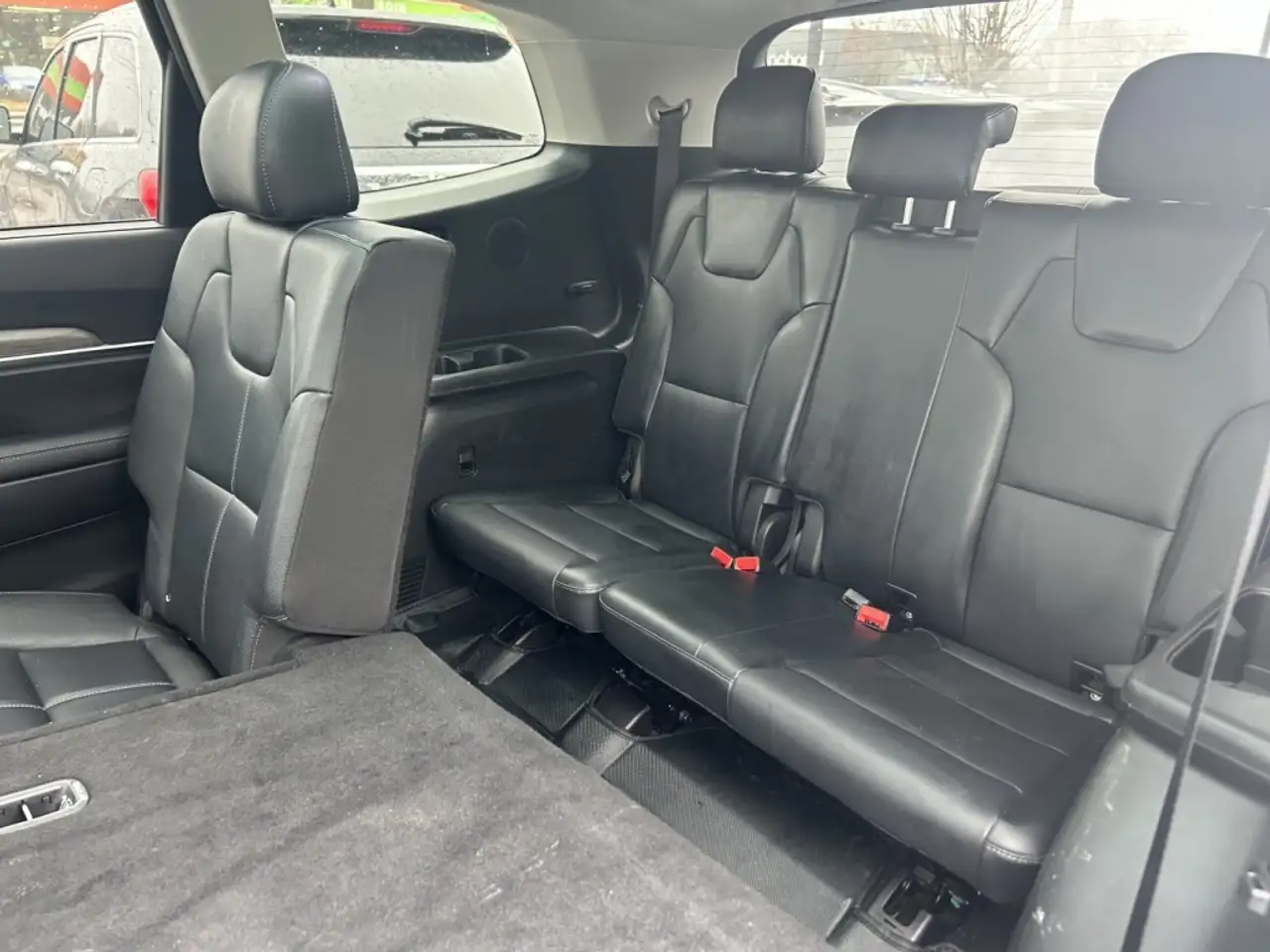 Kia Telluride снимка Kia Telluride