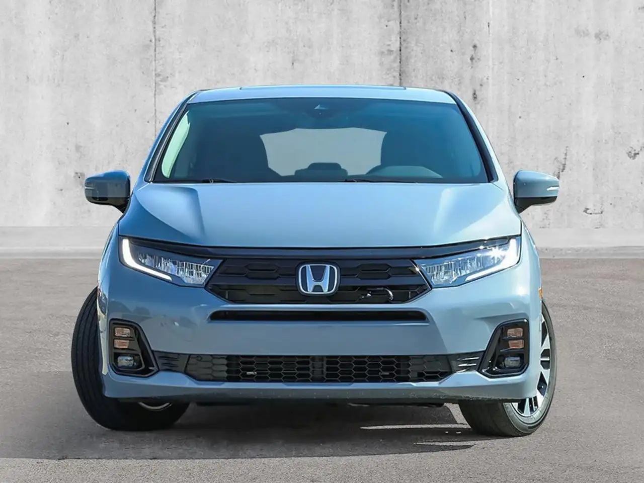 Honda Odyssey снимка Honda Odyssey
