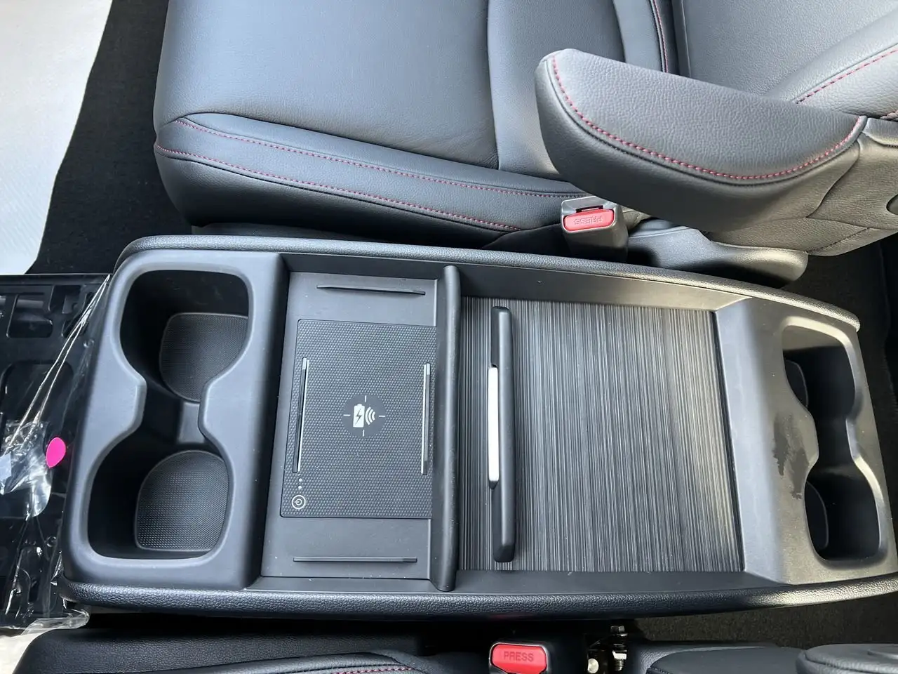 Honda Odyssey снимка Honda Odyssey