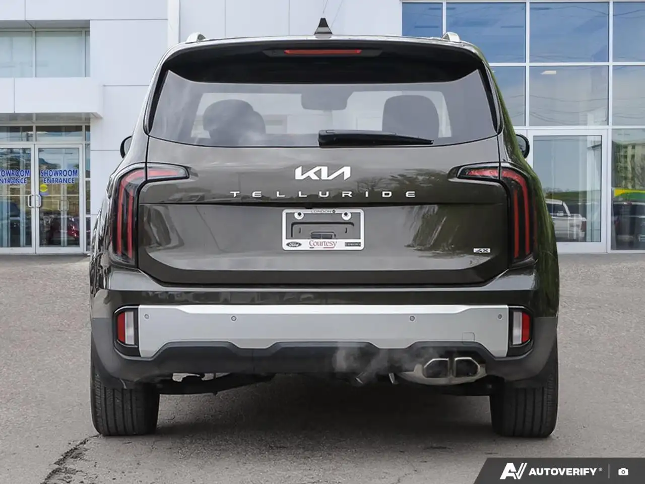 Kia Telluride снимка Kia Telluride