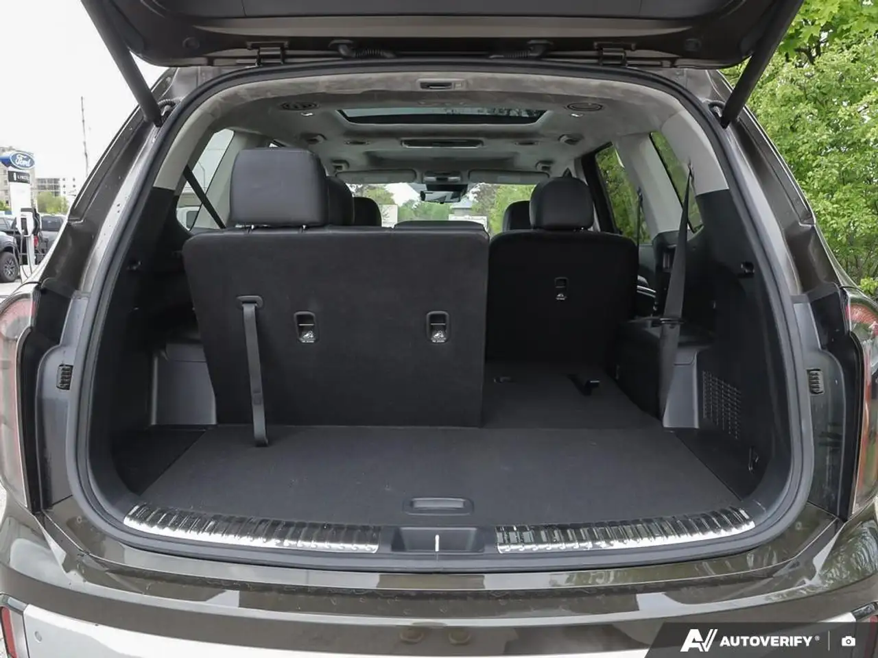 Kia Telluride снимка Kia Telluride