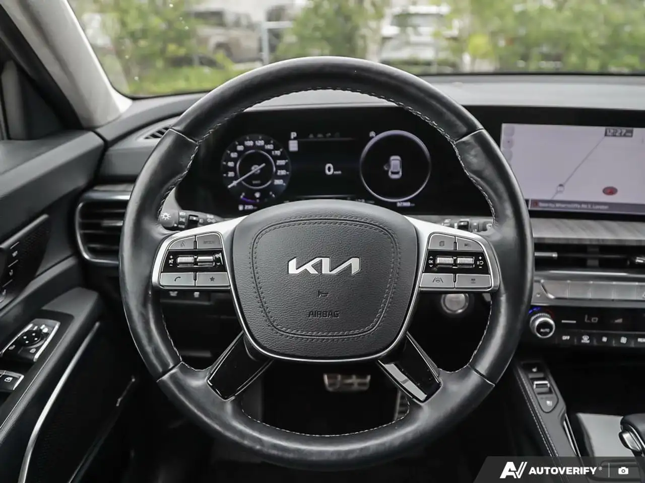 Kia Telluride снимка Kia Telluride